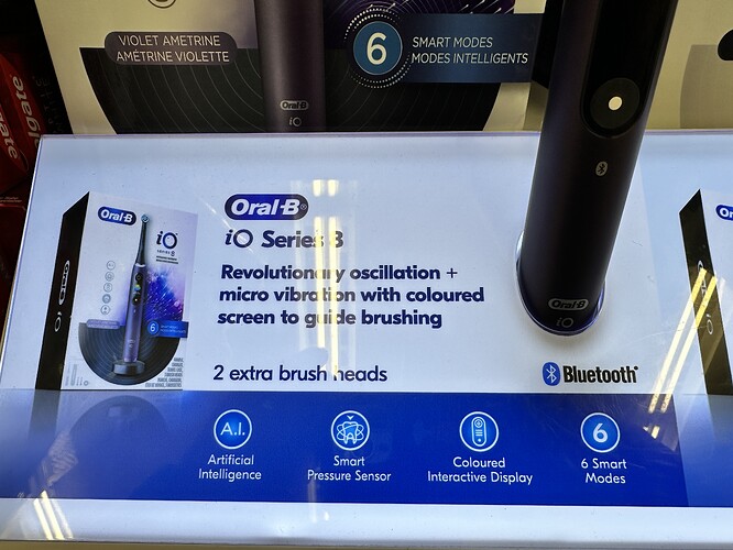 Electric Toothbrush display indication this Oral B model has AI inside