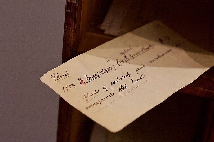 A quotation slip for the Oxford English Dictionary, showing an extended use of the word 'flood' in the Museum of the Oxford University Press