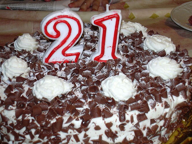 1024px-21st_Birthday_cake