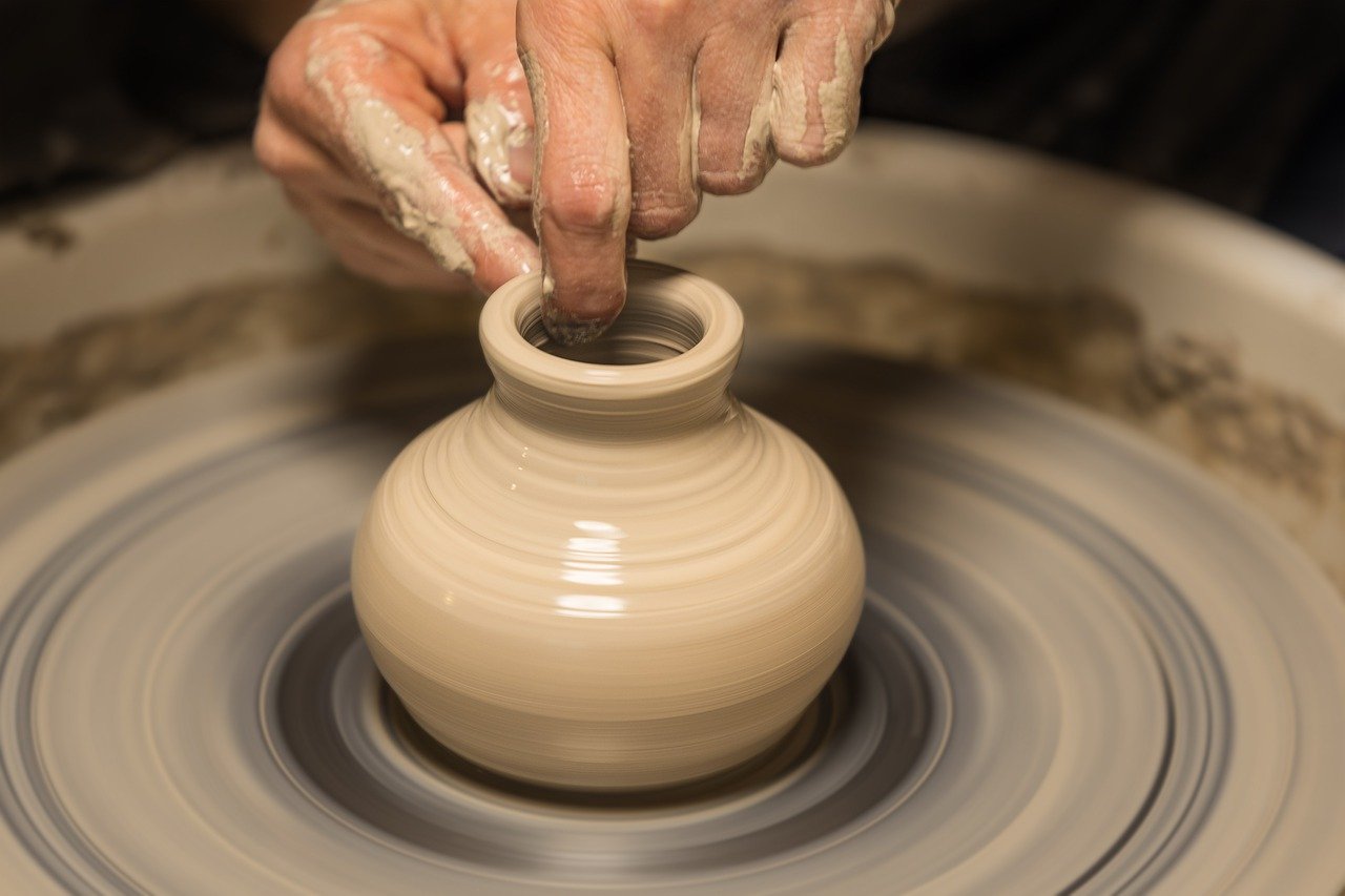 pottery-volume-g391a15d58_1280